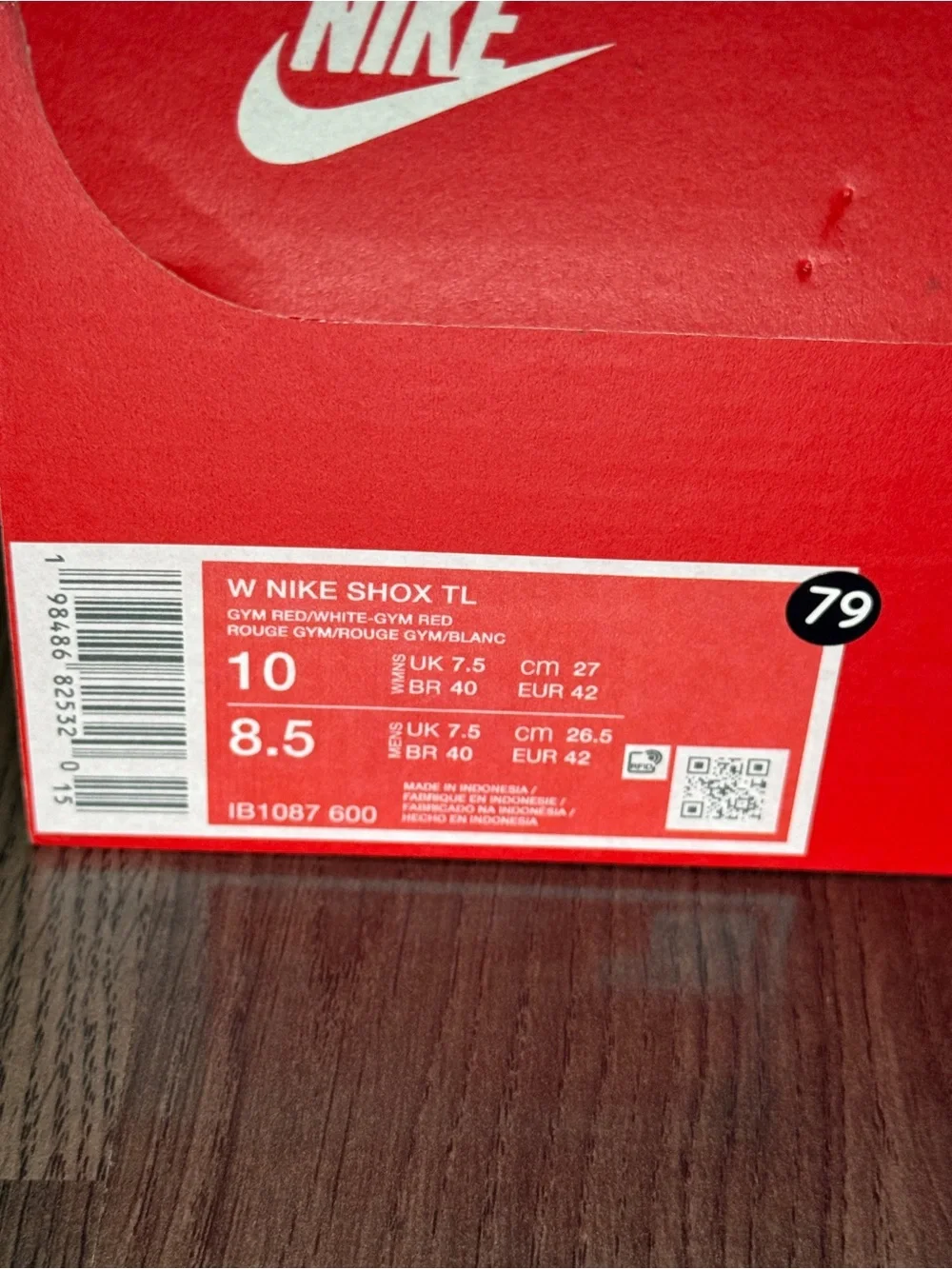 Nike Shox Women’s - Red